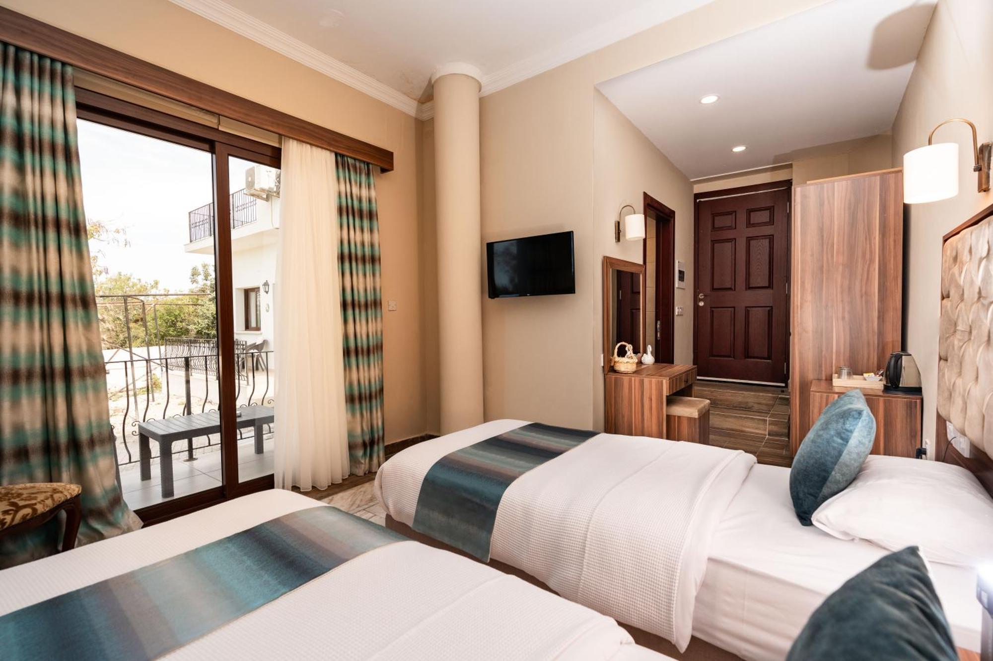 Meryem'S Hotel Agios Epiktitos Eksteriør billede