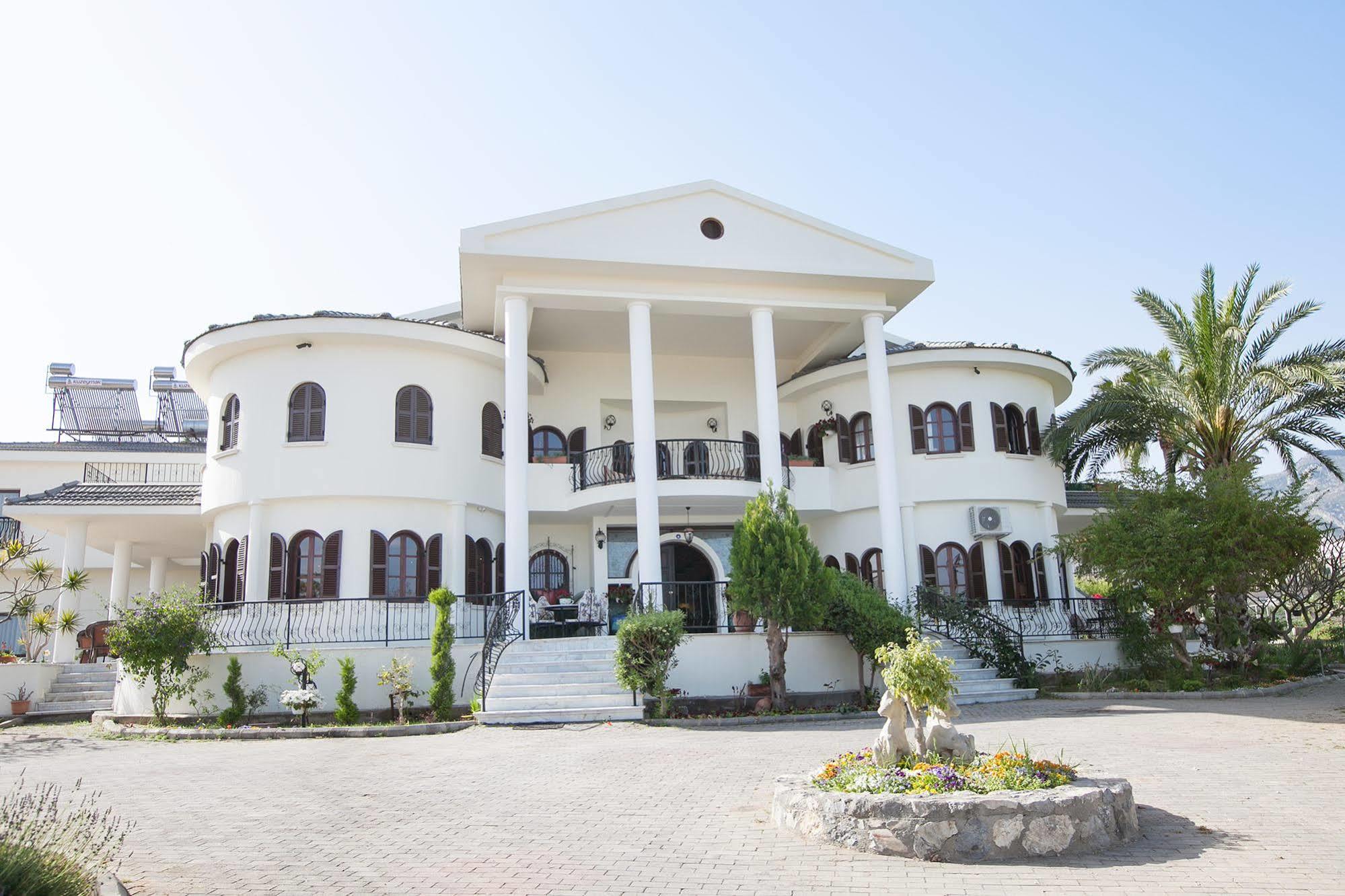 Meryem'S Hotel Agios Epiktitos Eksteriør billede