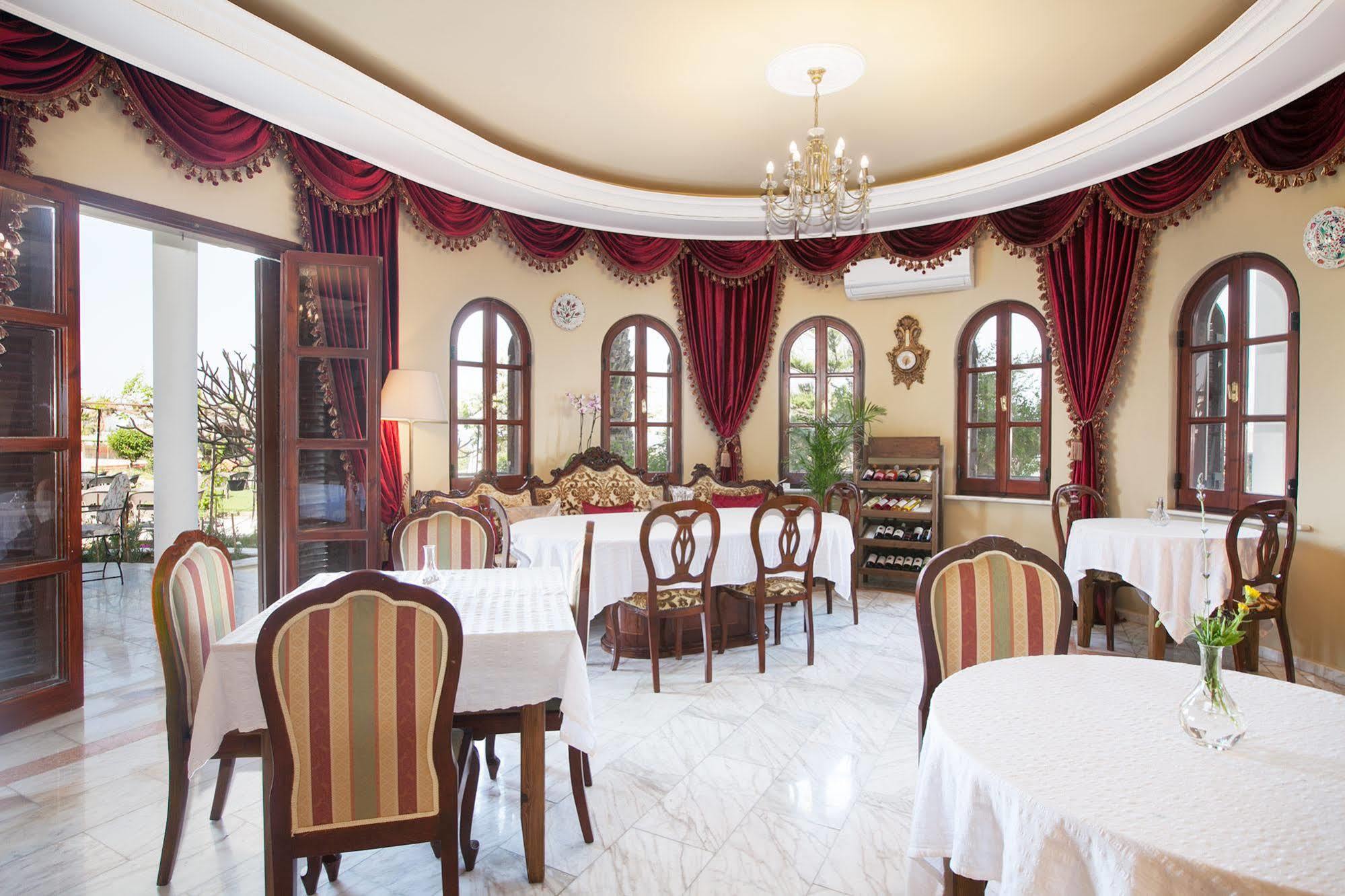 Meryem'S Hotel Agios Epiktitos Eksteriør billede